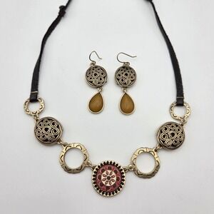 Lucky Brand Suzani Coral Brass Tone Medallion Necklace & Earring Set Leather